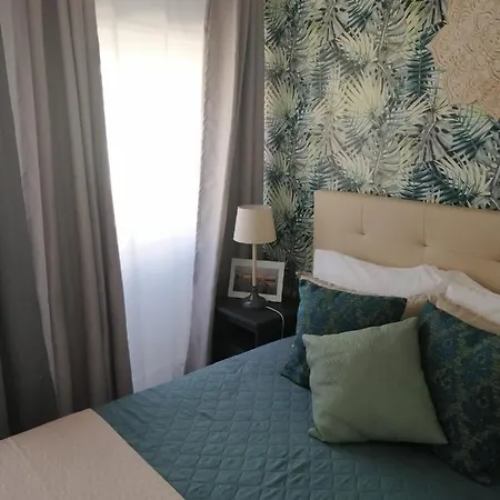 펜션 The Violet House 코스타노바