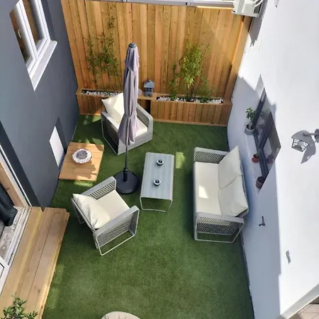 The Violet House Holiday home