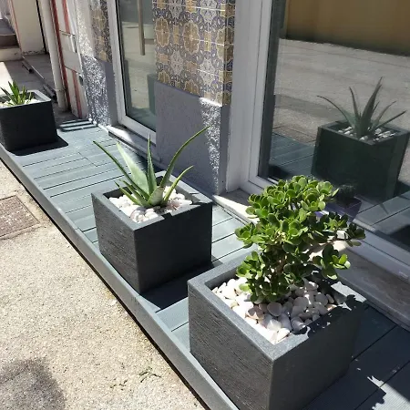 The Violet House Nyaraló *