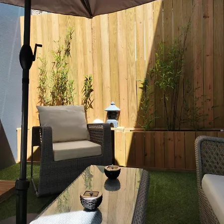 The Violet House 코스타노바