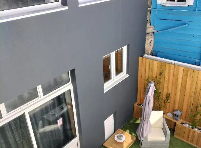 The Violet House Dom wakacyjny