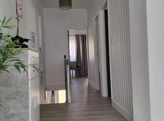 The Violet House Сasa de vacaciones